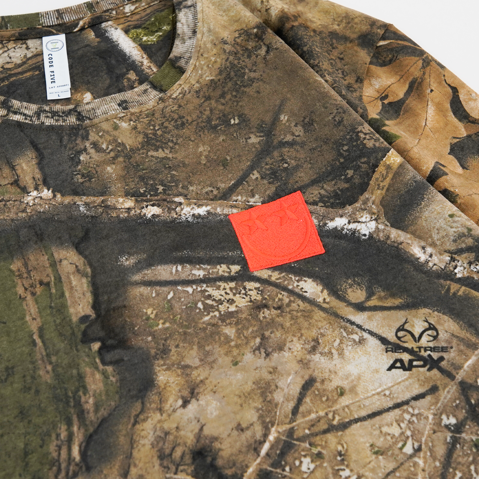 STARSTRUCK - Realtree® CAMO LONGSLEEVE T-SHIRT